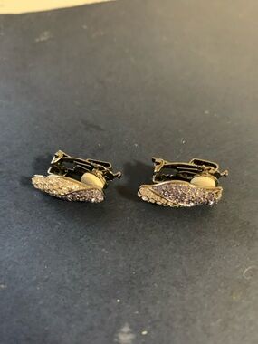 Rhinestone Leaf Clip-On Earrings in Purple and Silver